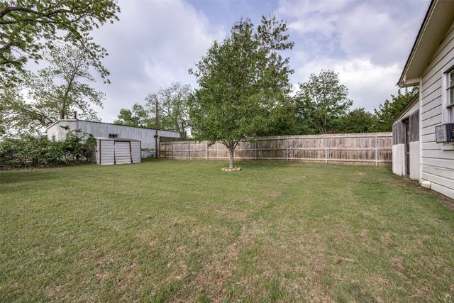 2600 W Johnson Street, Denison, TX 75020