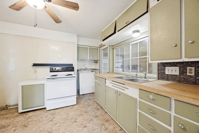 2600 W Johnson Street, Denison, TX 75020