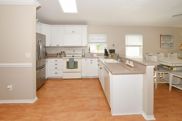 8209 Maidencane Place, Port St. Lucie, Port St Lucie, FL 34952