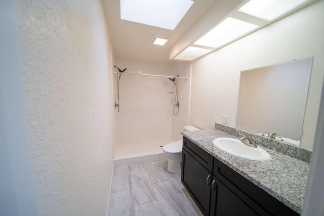 2730 Garfield Ave, Carmichael, CA 95608