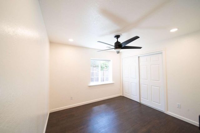 2730 Garfield Ave, Carmichael, CA 95608