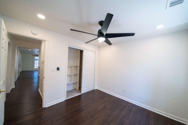 2730 Garfield Ave, Carmichael, CA 95608