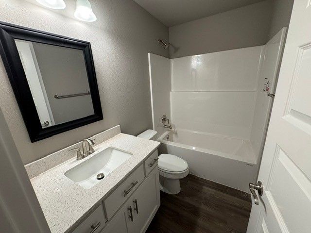 912 Round Top Street, Prairie Grove, AR 72753