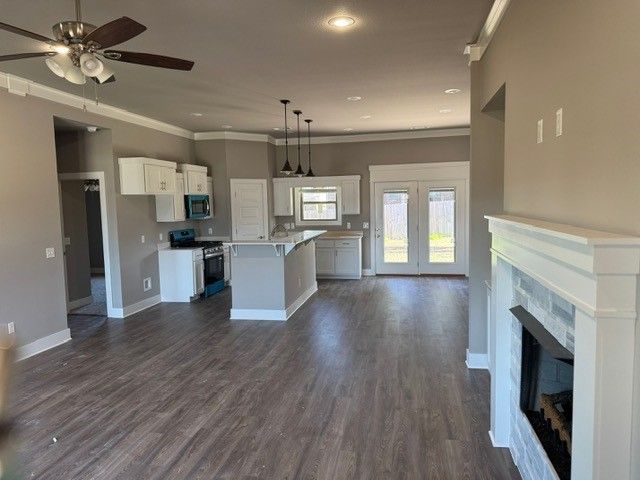 912 Round Top Street, Prairie Grove, AR 72753