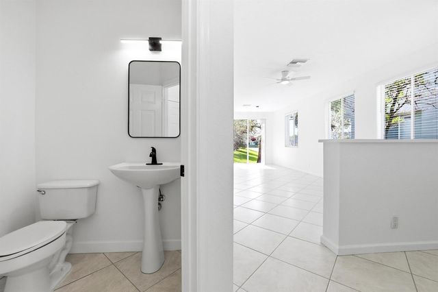 3068 Laurel Ridge Circle, Riviera Beach, FL 33404