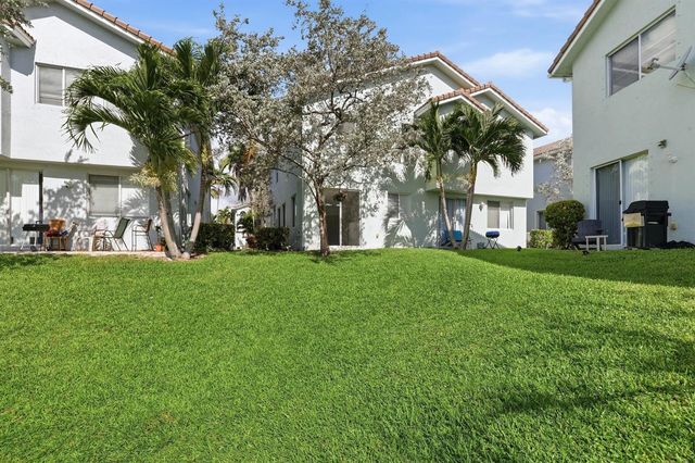 3068 Laurel Ridge Circle, Riviera Beach, FL 33404