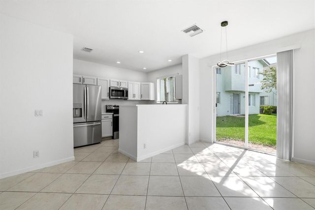3068 Laurel Ridge Circle, Riviera Beach, FL 33404