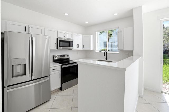 3068 Laurel Ridge Circle, Riviera Beach, FL 33404