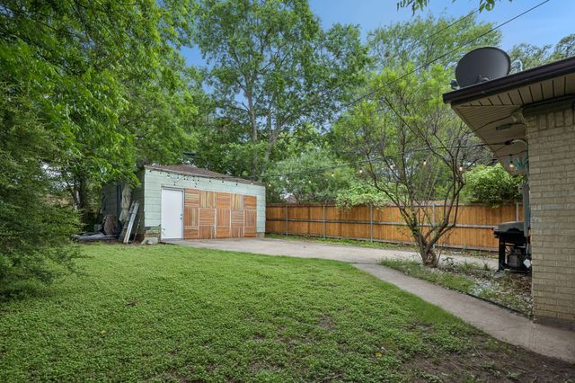 2006 Elmwood Boulevard, Dallas, TX 75224