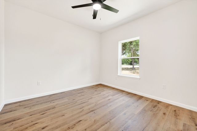 887 Private Road 2283, Quinlan, TX 75474