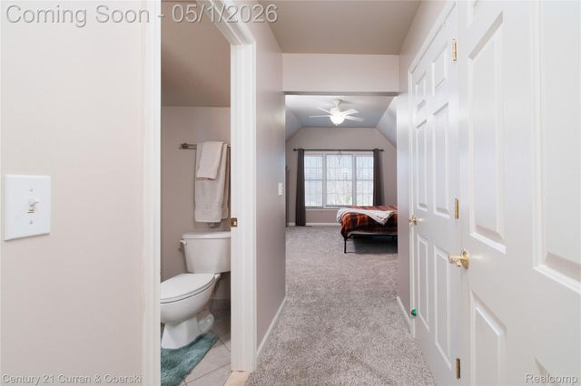 25599 Hillsdale Drive, Novi, MI 48374