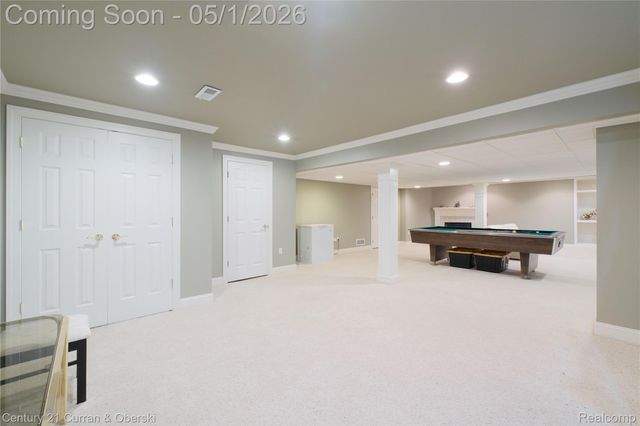 25599 Hillsdale Drive, Novi, MI 48374