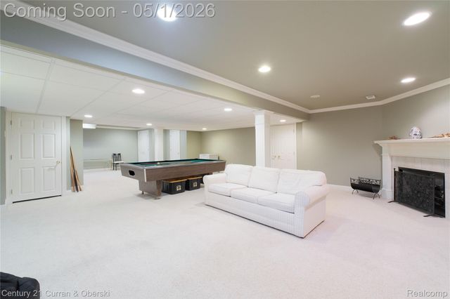 25599 Hillsdale Drive, Novi, MI 48374
