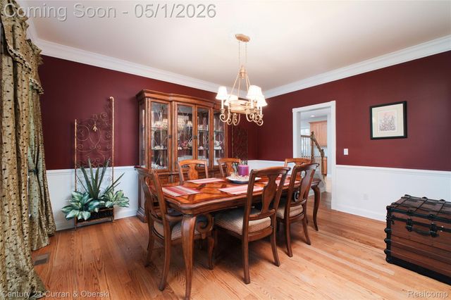 25599 Hillsdale Drive, Novi, MI 48374