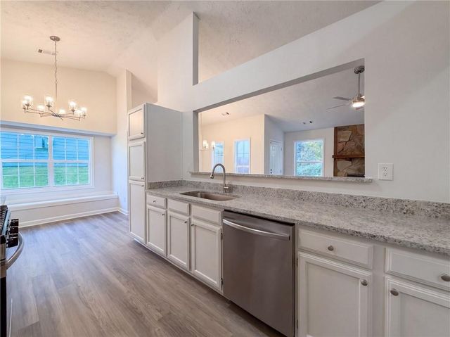 5857 Mistyview Drive, Rex, GA 30273