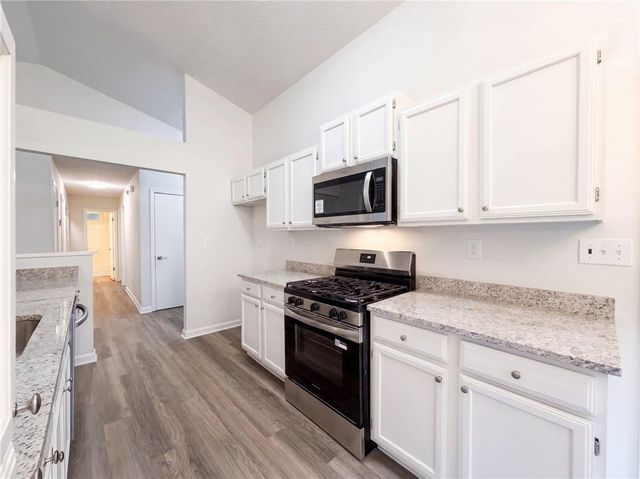 5857 Mistyview Drive, Rex, GA 30273
