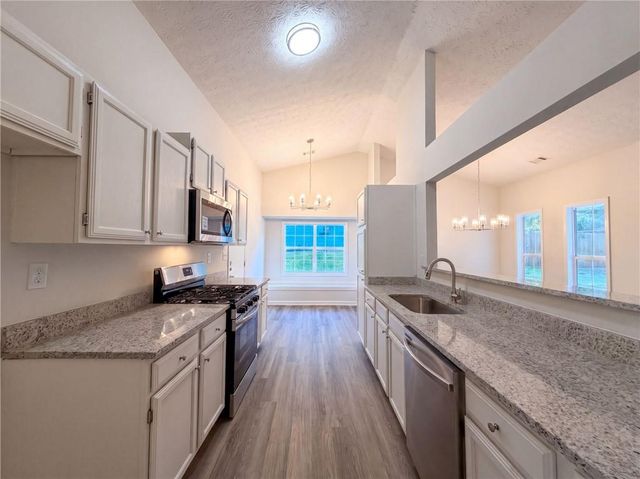 5857 Mistyview Drive, Rex, GA 30273