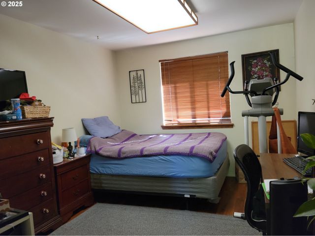 1523 Nw THOMPSON Way, Grants Pass, OR 97526