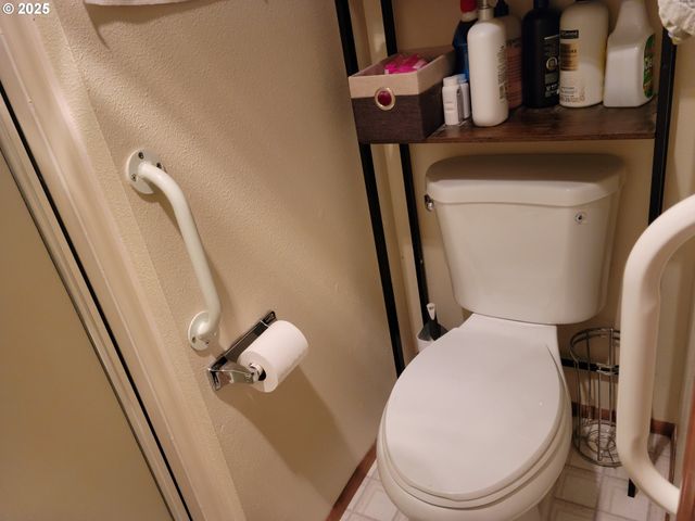 1523 Nw THOMPSON Way, Grants Pass, OR 97526