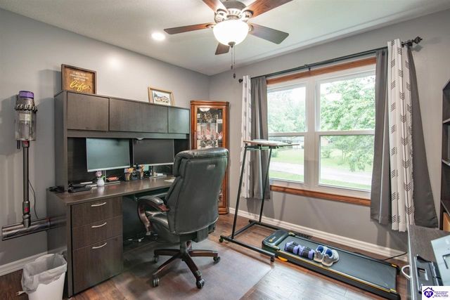 589 Charlemagne Boulevard, Elizabethtown, KY 42701