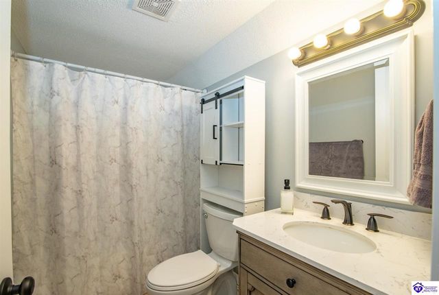 589 Charlemagne Boulevard, Elizabethtown, KY 42701