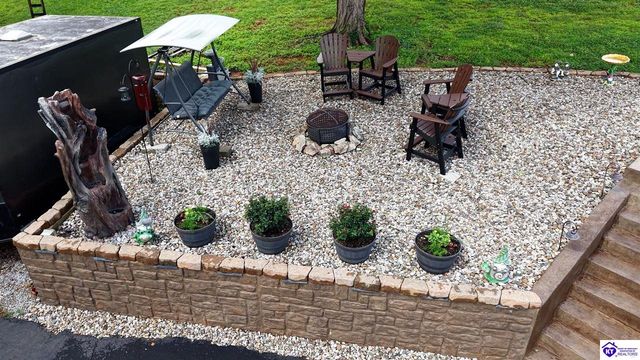 589 Charlemagne Boulevard, Elizabethtown, KY 42701