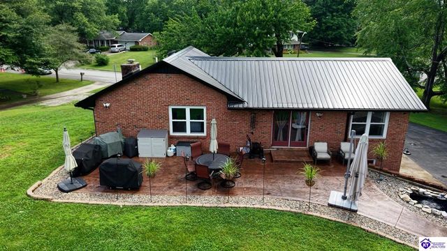 589 Charlemagne Boulevard, Elizabethtown, KY 42701