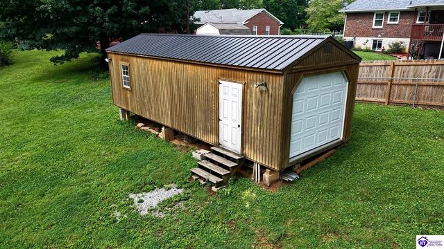 589 Charlemagne Boulevard, Elizabethtown, KY 42701