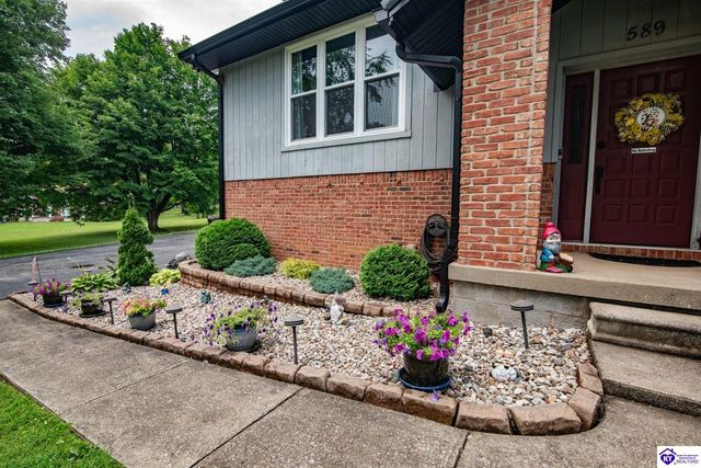 589 Charlemagne Boulevard, Elizabethtown, KY 42701