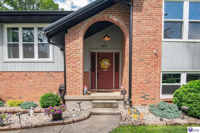 589 Charlemagne Boulevard, Elizabethtown, KY 42701