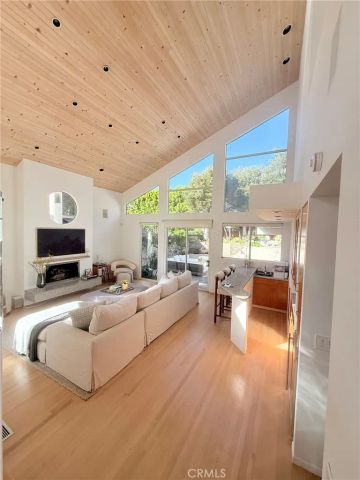 621 6th, Manhattan Beach, CA 90266