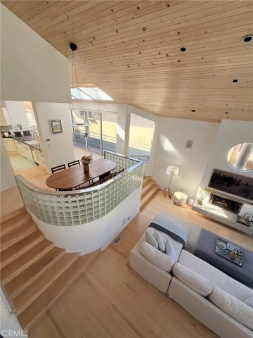 621 6th, Manhattan Beach, CA 90266