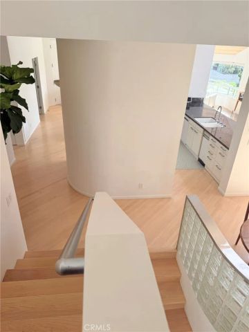621 6th, Manhattan Beach, CA 90266