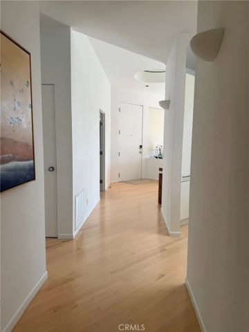 621 6th, Manhattan Beach, CA 90266