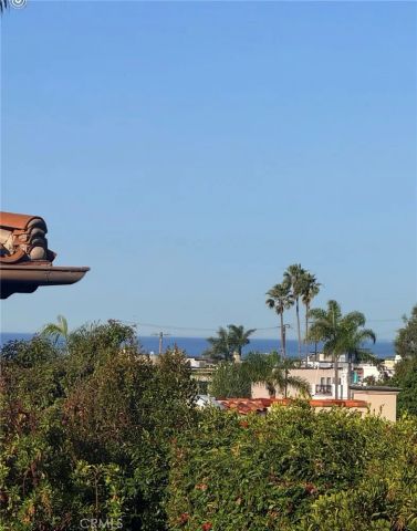621 6th, Manhattan Beach, CA 90266