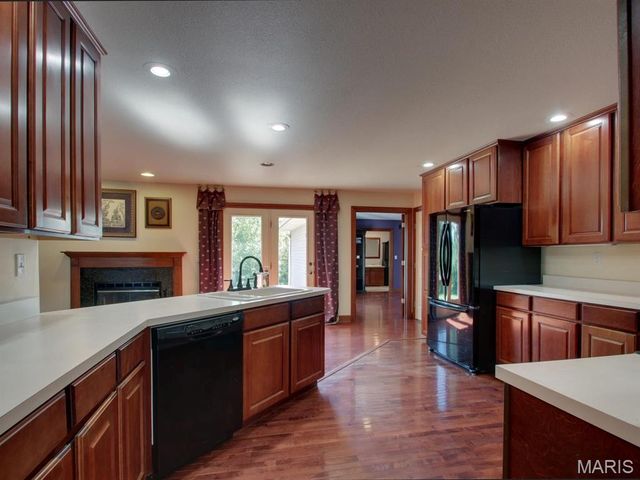 111 Westview Street, Palmyra, MO 63461