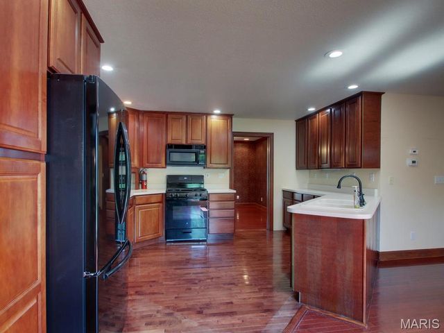 111 Westview Street, Palmyra, MO 63461