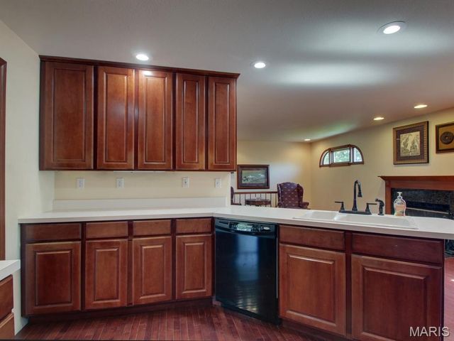 111 Westview Street, Palmyra, MO 63461