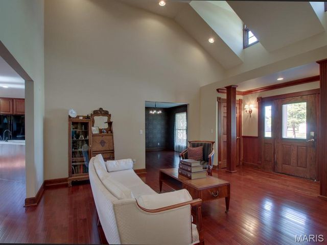 111 Westview Street, Palmyra, MO 63461