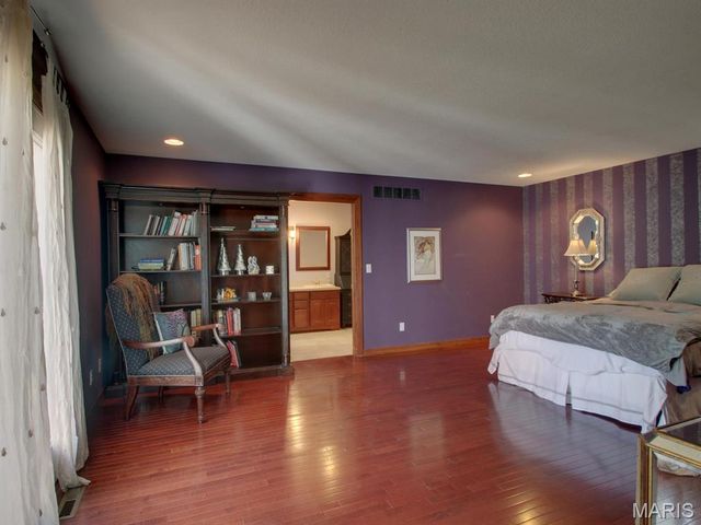 111 Westview Street, Palmyra, MO 63461