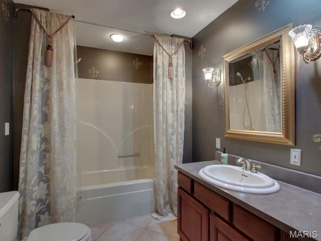 111 Westview Street, Palmyra, MO 63461