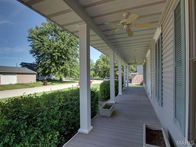 111 Westview Street, Palmyra, MO 63461