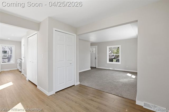 33451 Brown Street, Garden City, MI 48135