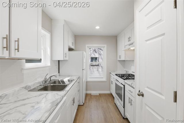33451 Brown Street, Garden City, MI 48135