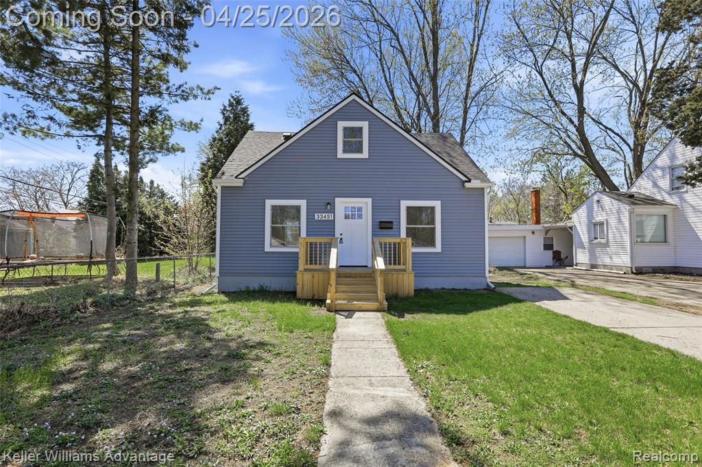 33451 Brown Street, Garden City, MI 48135