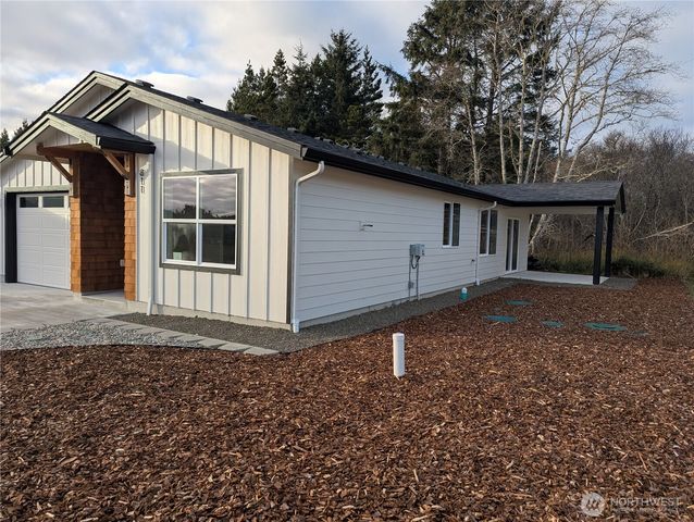 811 NE 357th Street, Ocean Park, WA 98640