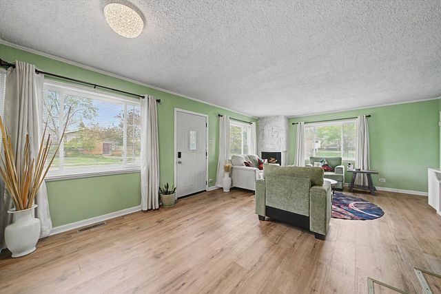 103 Willow Street, Park Forest, IL 60466