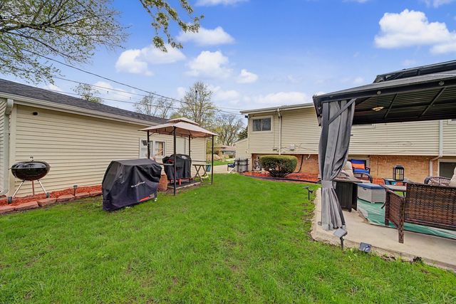 103 Willow Street, Park Forest, IL 60466