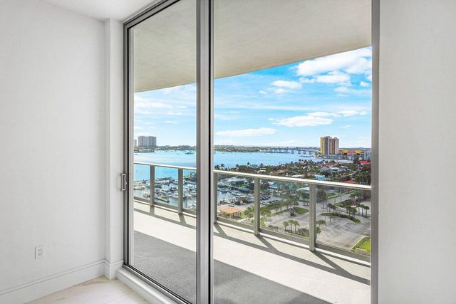 220 Lake Shore Drive 1415, Lake Park, FL 33403