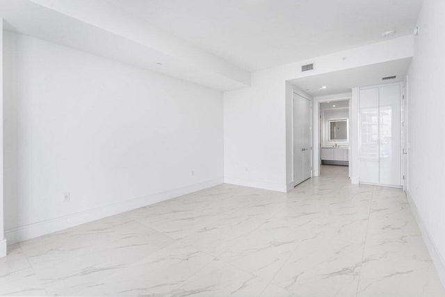 220 Lake Shore Drive 1415, Lake Park, FL 33403